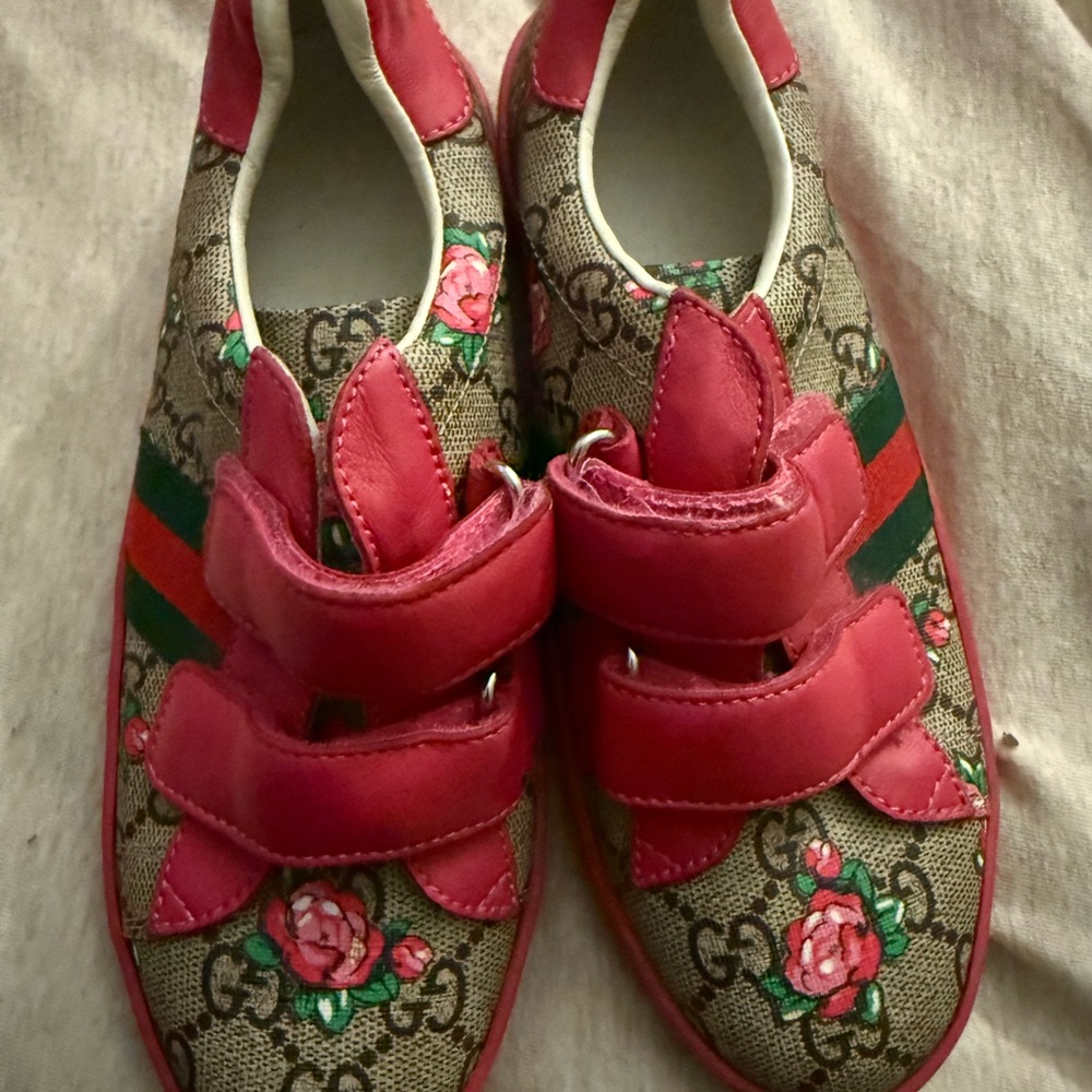 Gucci Pink and Green Floral Sneakers Soft Slip-On Style